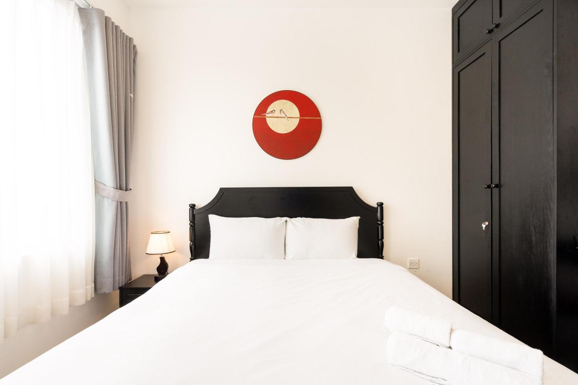 Otis - Soho District 1 - Near Bui Vien Apartment *